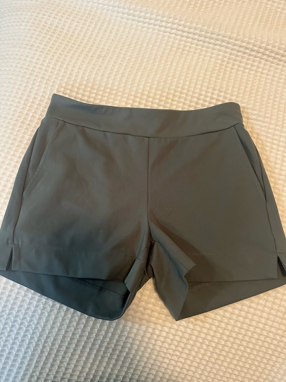 Rachel Zoe Women’s Shorts Casual Performance